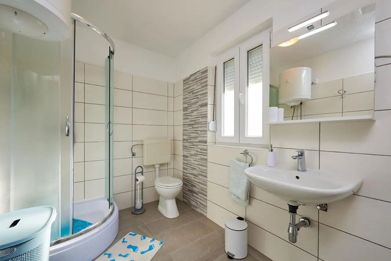 House Dvor Villa Seget Vranjica